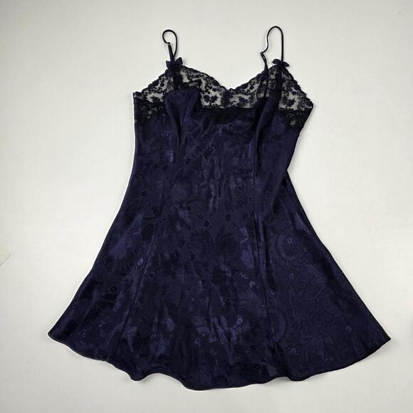 VINTAGE Victoria's Secret Gold Label Slip Dress Womens Medium Purple Chemise 90s - Picture 1 of 12